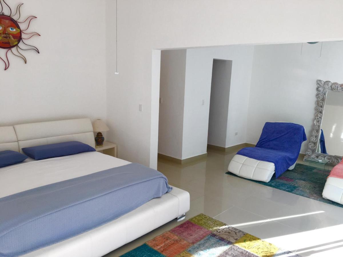 לינה וארוחת בוקר פלאייה דל כרמן Casa Rioja Playacar מראה חיצוני תמונה