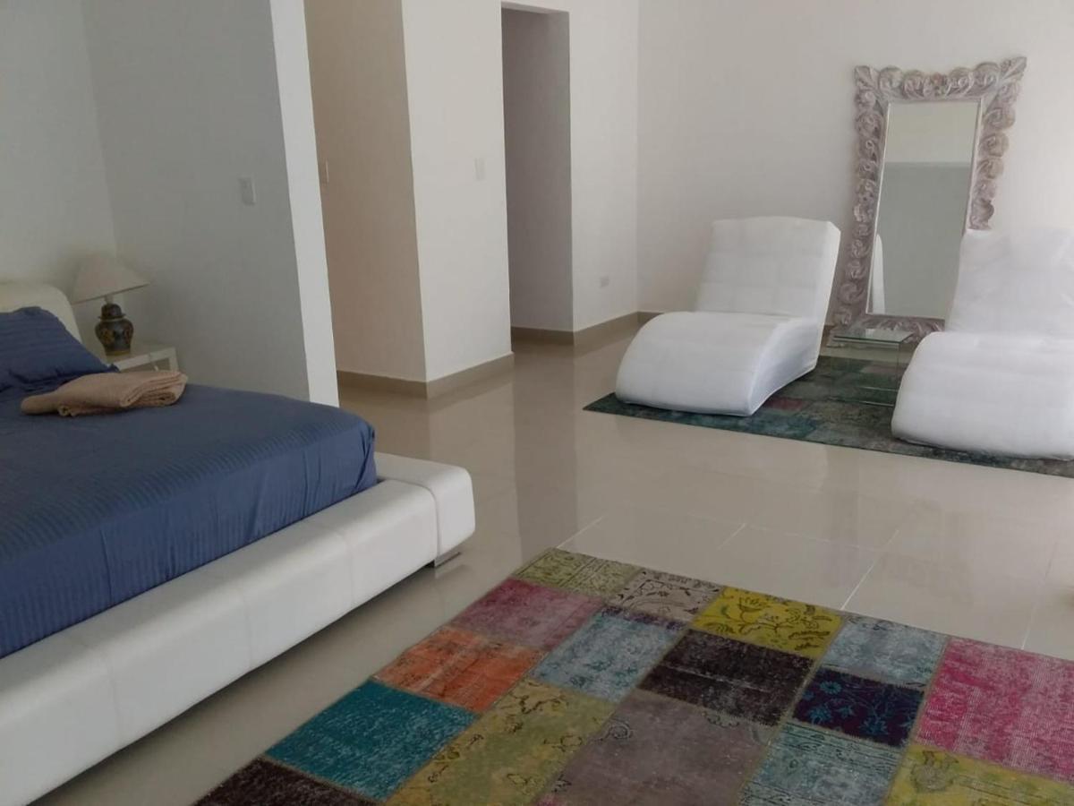 לינה וארוחת בוקר פלאייה דל כרמן Casa Rioja Playacar מראה חיצוני תמונה