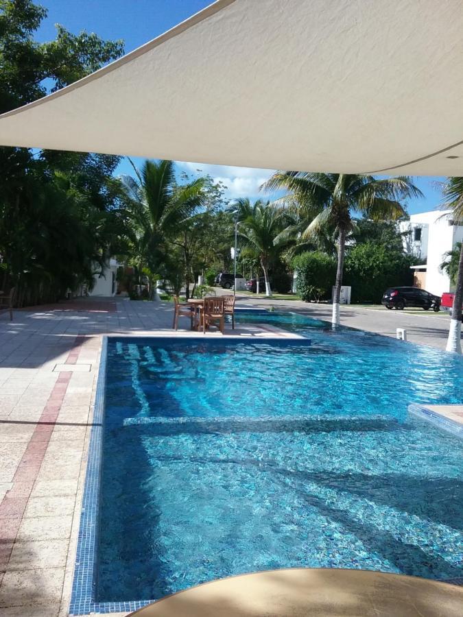 לינה וארוחת בוקר פלאייה דל כרמן Casa Rioja Playacar מראה חיצוני תמונה