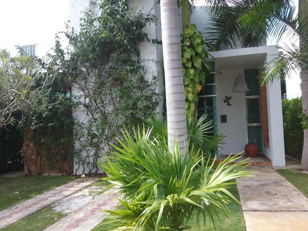 לינה וארוחת בוקר פלאייה דל כרמן Casa Rioja Playacar מראה חיצוני תמונה